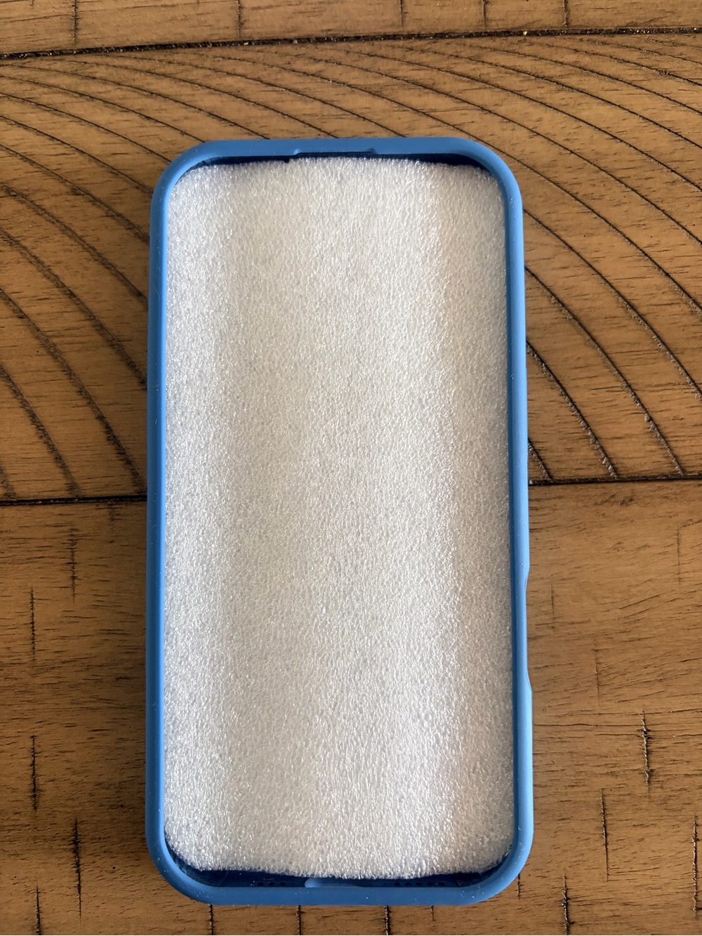 Blue Magnetic-Compatible Silicone Phone Case - Picture 2 of 3